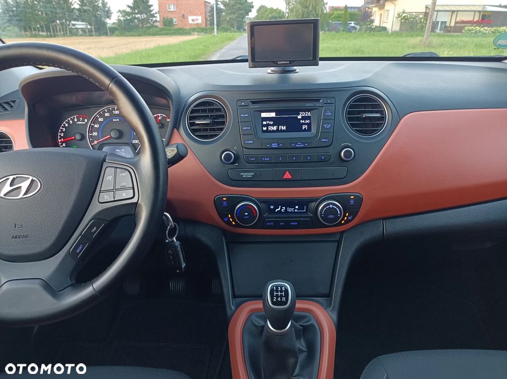 Hyundai i10 1.2 YES Gold - 13