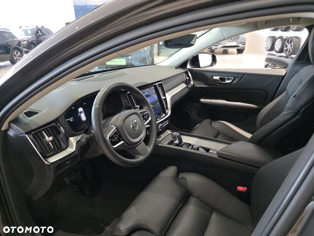 Volvo V60 - 10