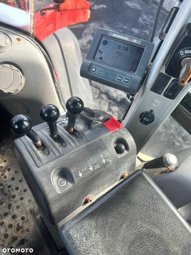 Volvo L90G 2013 - 13