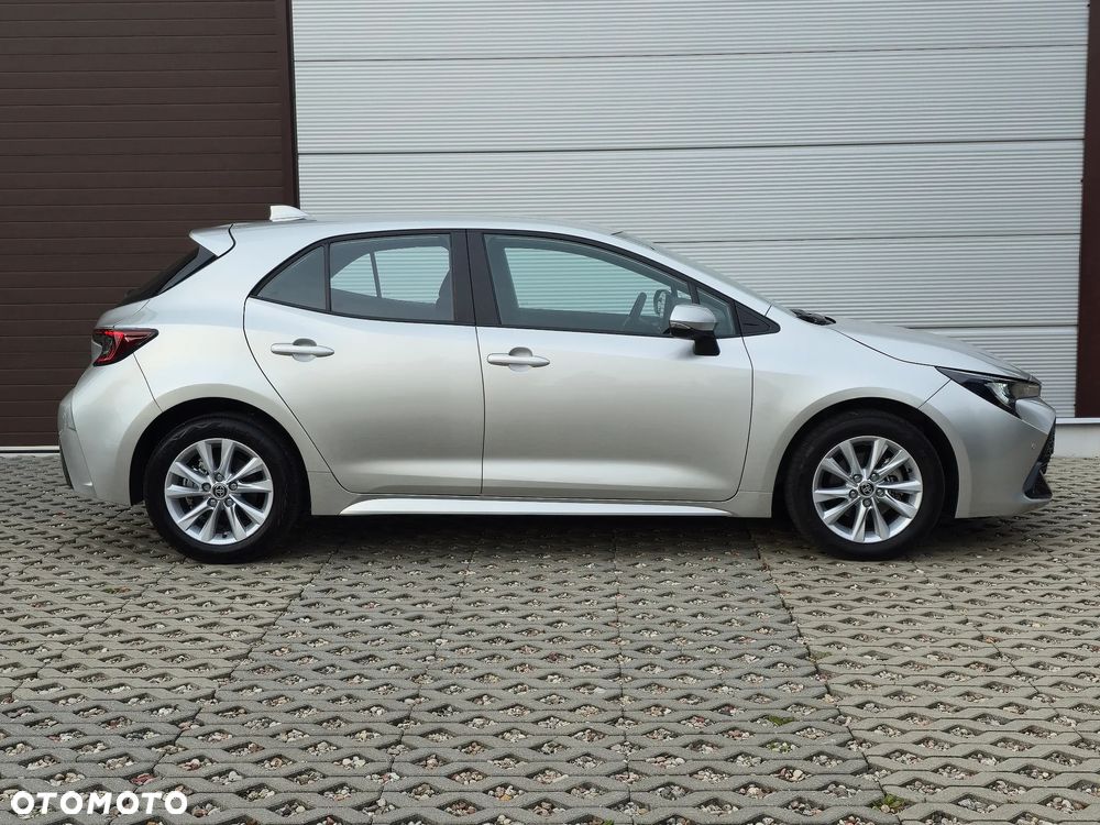 Toyota Corolla 1.8 Hybrid Executive - 18