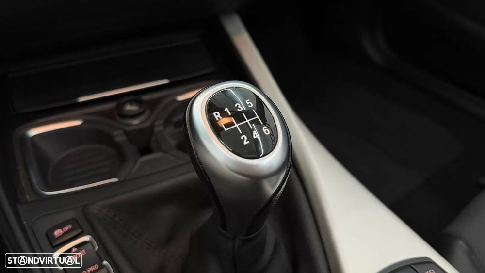 BMW 218 i Cabrio Line Sport - 27