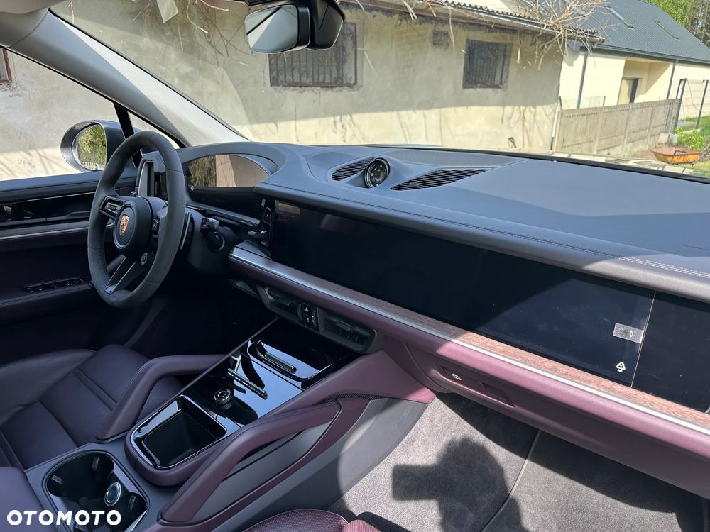 Porsche Cayenne Standard - 9