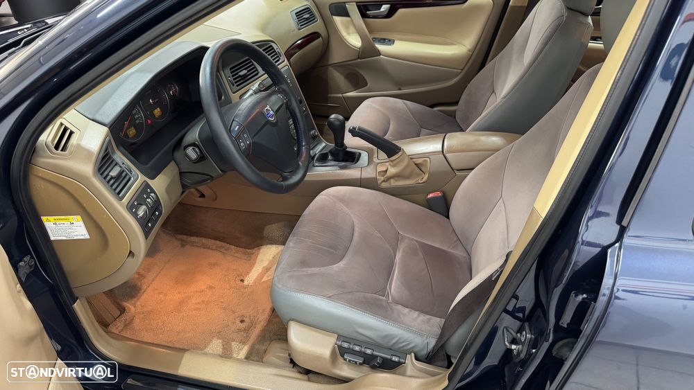 Volvo S60 2.4 D5 - 7