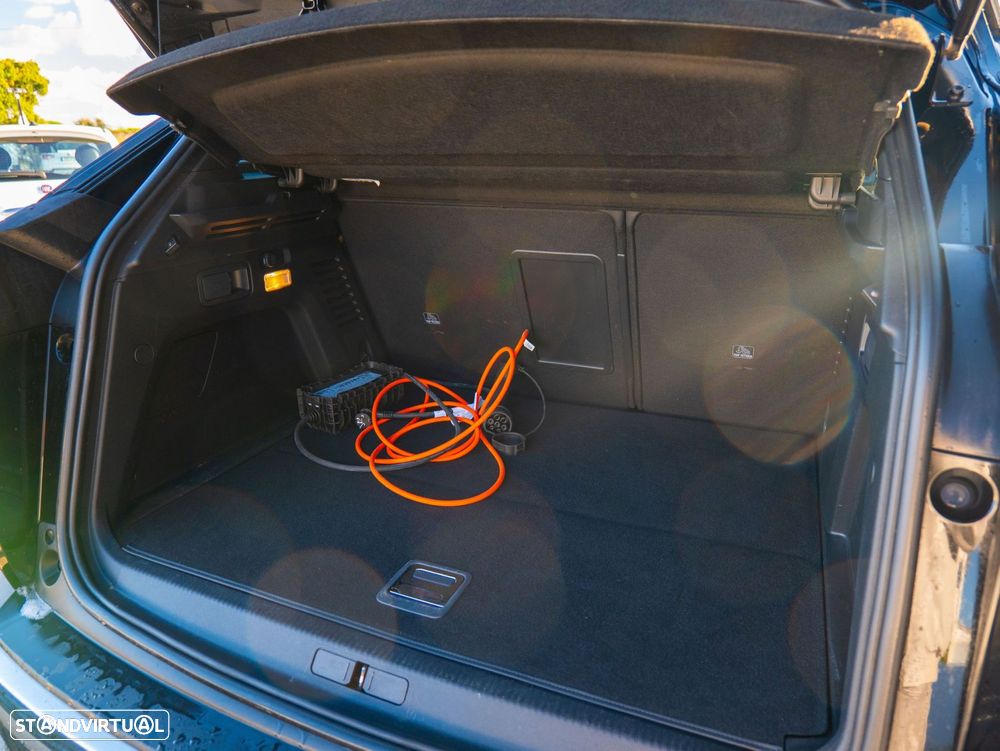 Peugeot 3008 1.6 Hybrid GT Pack e-EAT8 - 9