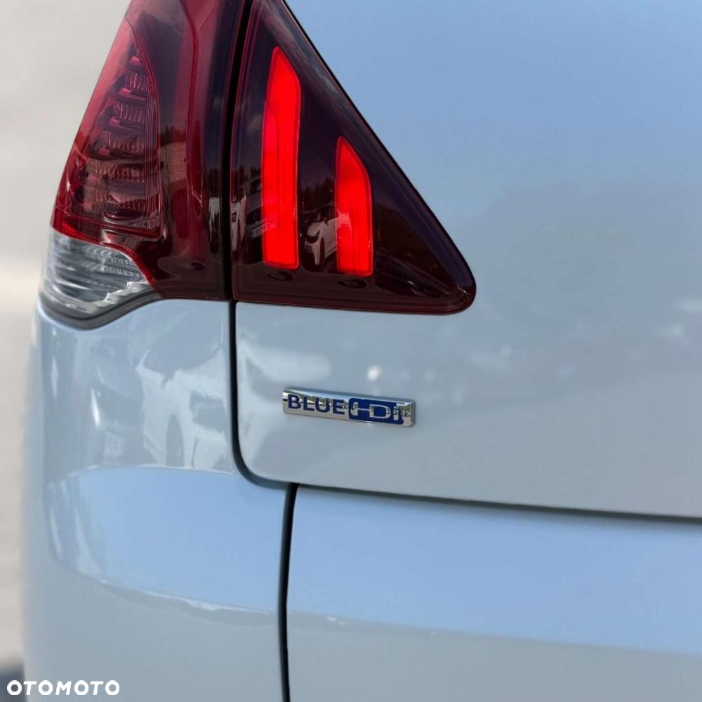 Peugeot 3008 - 9