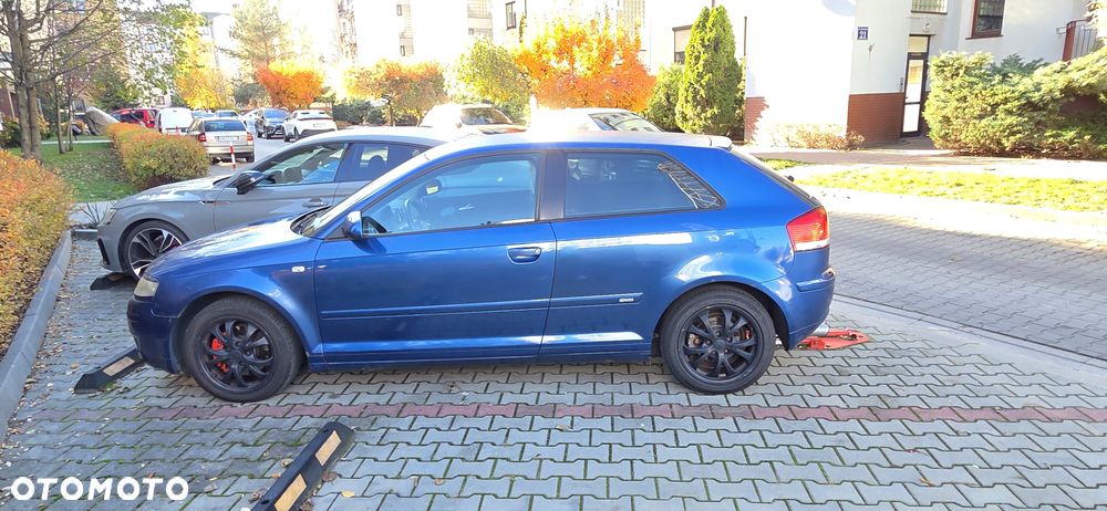 Audi A3 3-drzwiowe 1.6 Ambition - 3