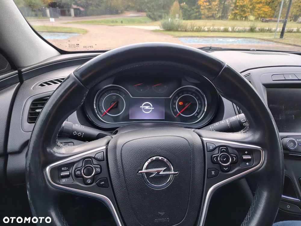 Opel Insignia 2.0 CDTI Cosmo S&S - 18