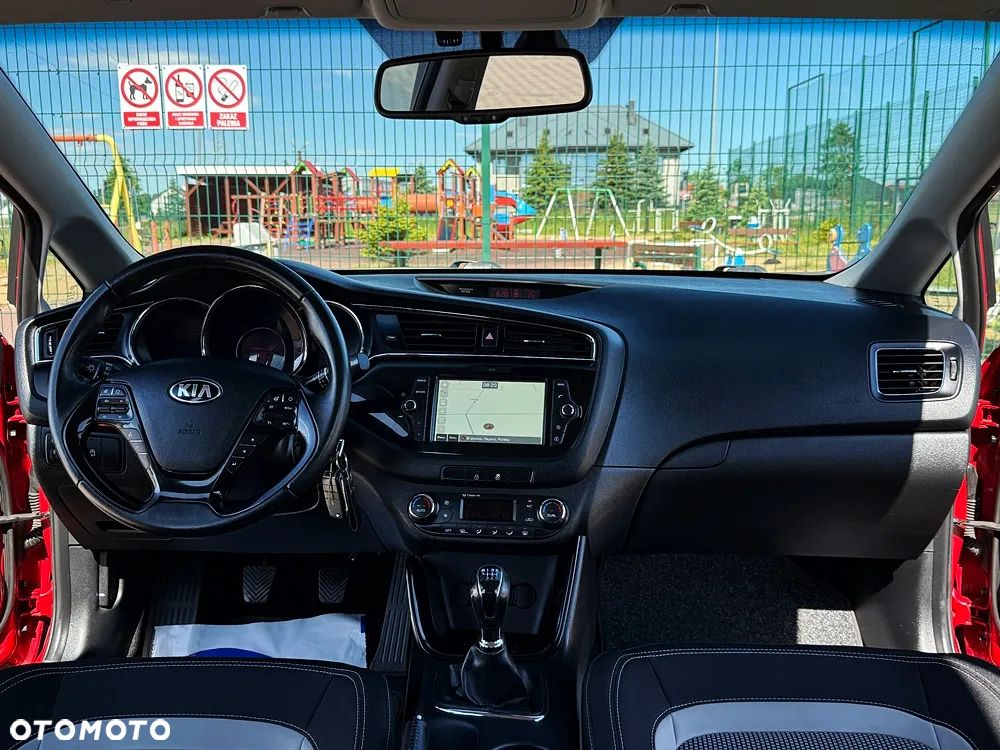Kia Ceed 1.4 L - 33