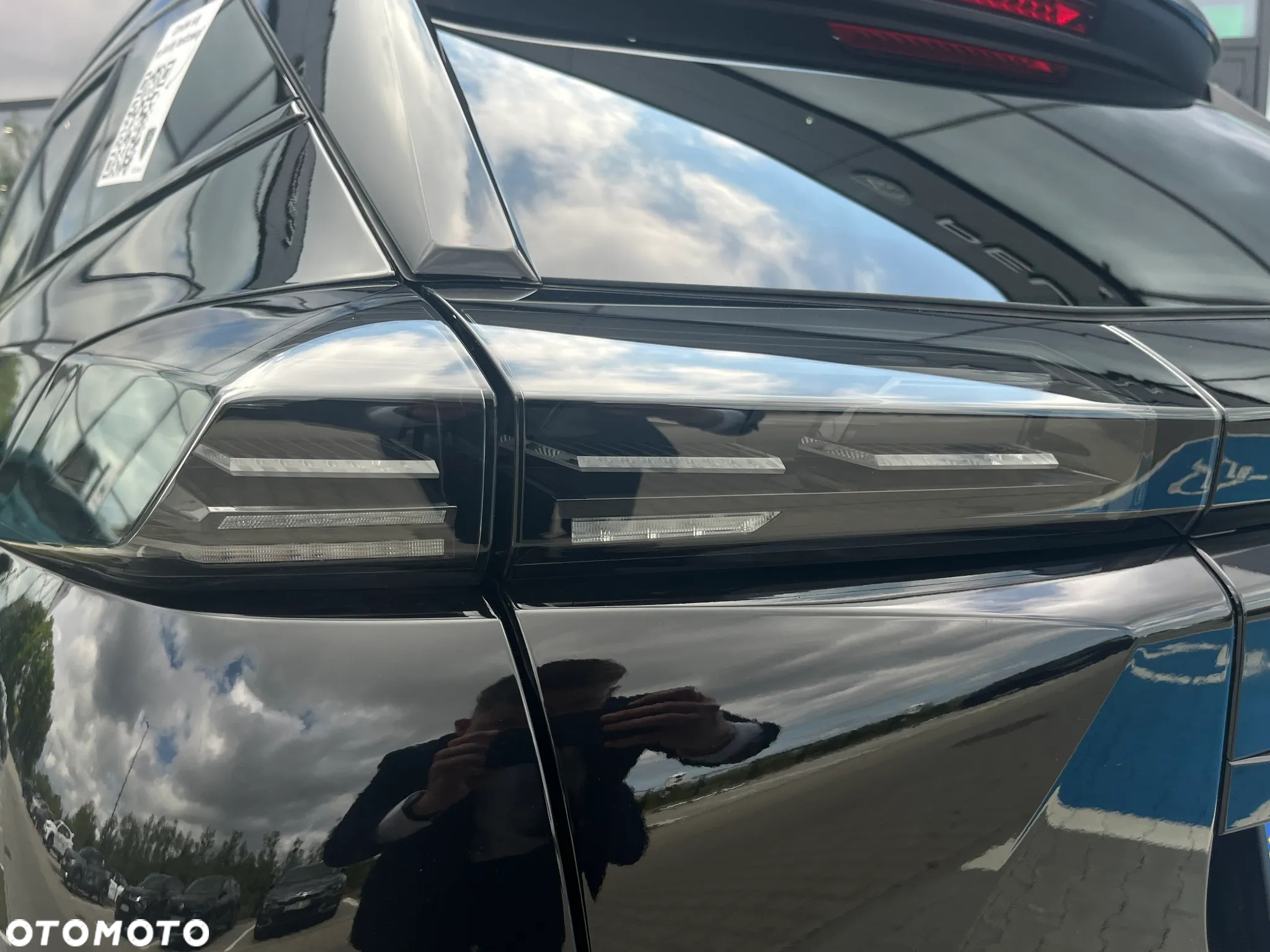 Peugeot 2008 PureTech mHEV GT e-DCS6 - 16