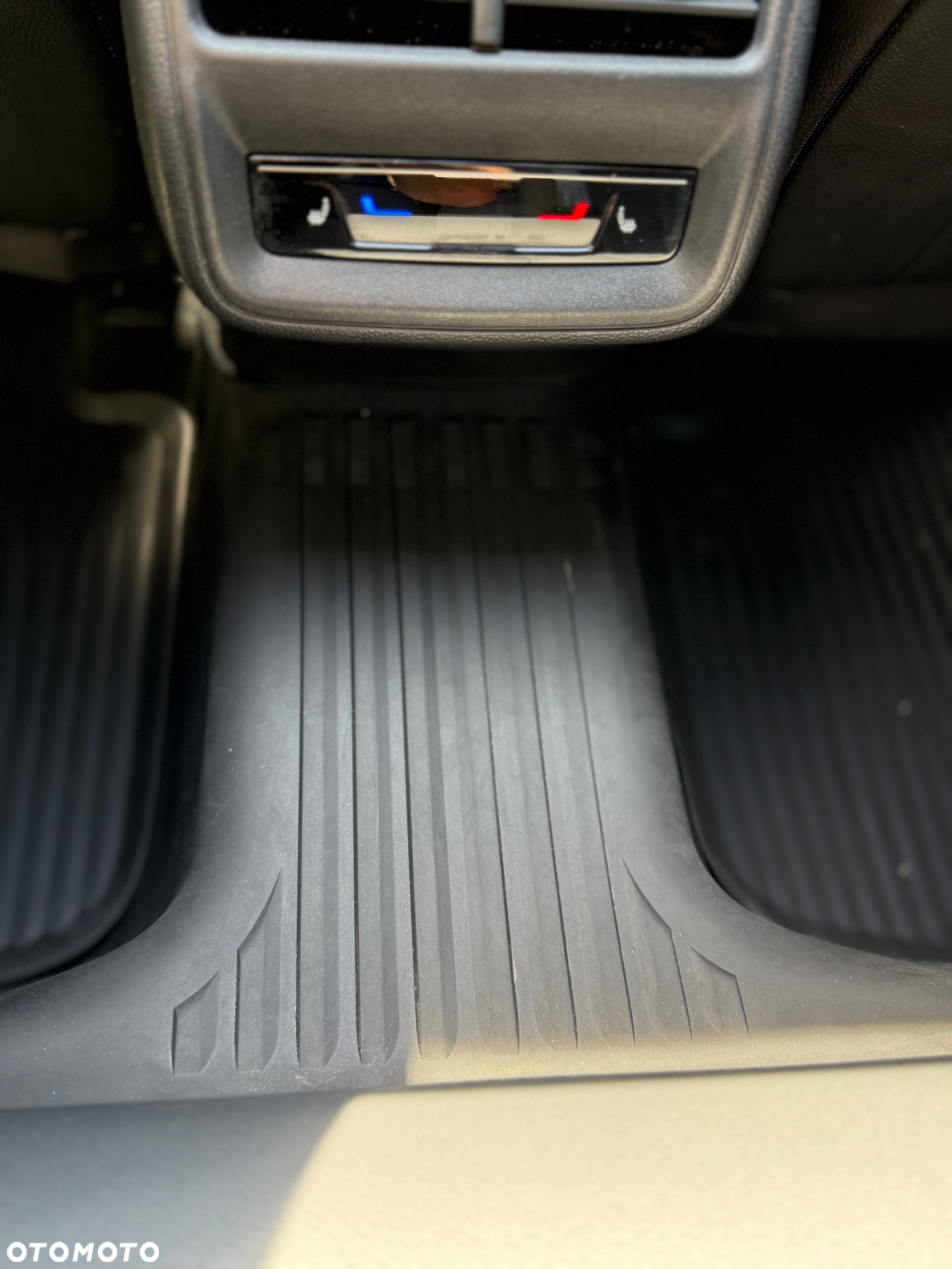 Skoda Superb 1.5 TSI L&K DSG - 22