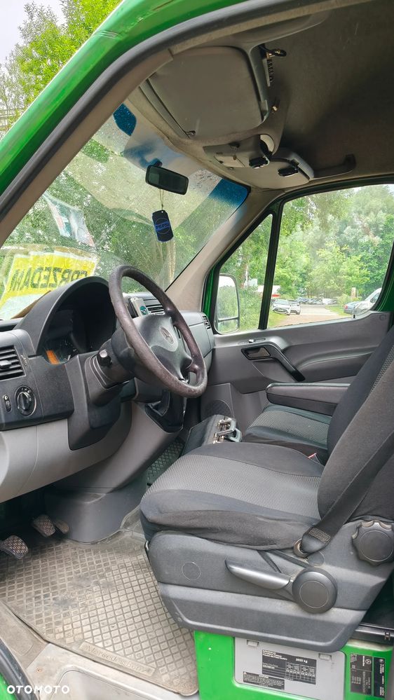 Mercedes-Benz Sprinter - 8