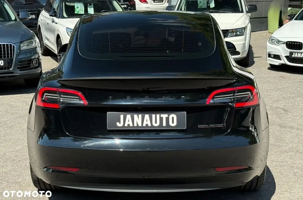 Tesla Model 3 Langstreckenbatterie Allradantrieb Dual Motor Performance - 5