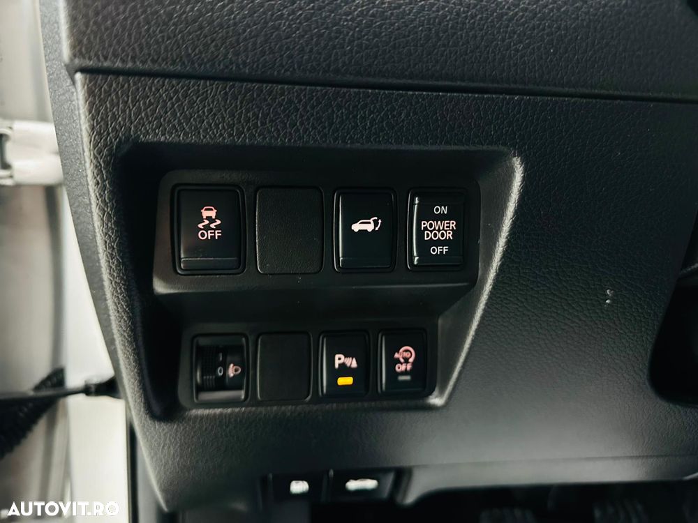 Nissan X-Trail 1.6 dCi N-Connecta - 14