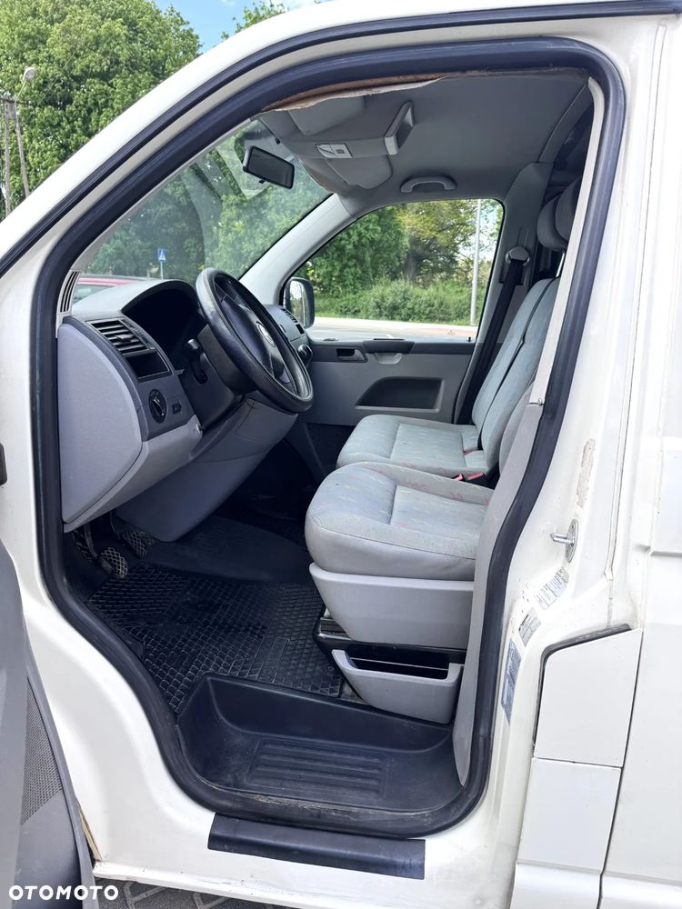 Volkswagen Transporter T5 - 16