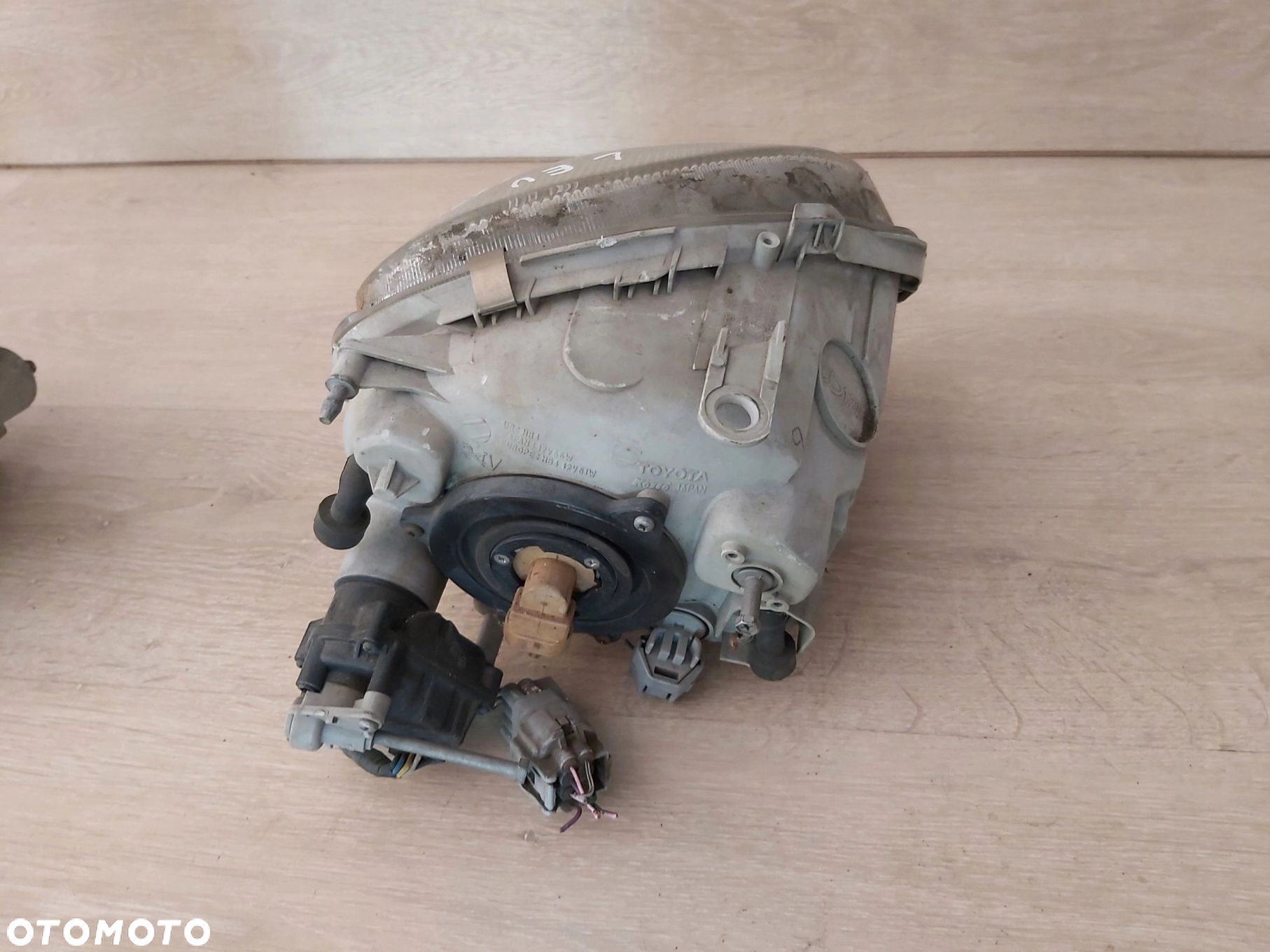 TOYOTA CELICA VI lampa lewy przód EUROPA LHD zewnętrzna - 4
