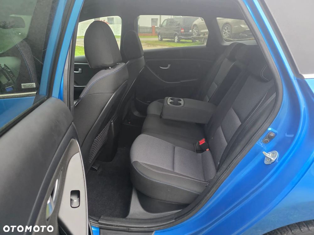 Hyundai i30 - 11