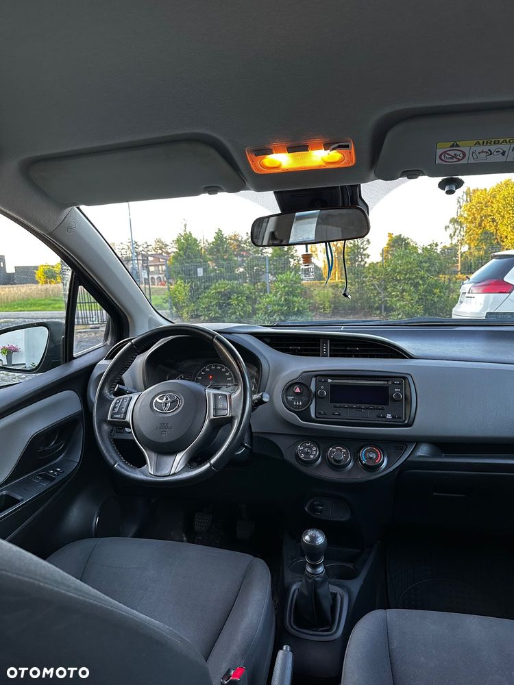 Toyota Yaris - 7