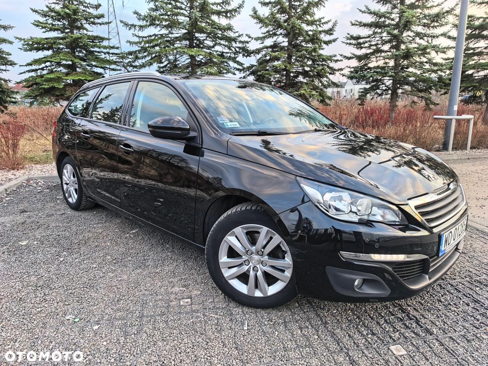 Peugeot 308 1.6 BlueHDi Allure S&S - 36