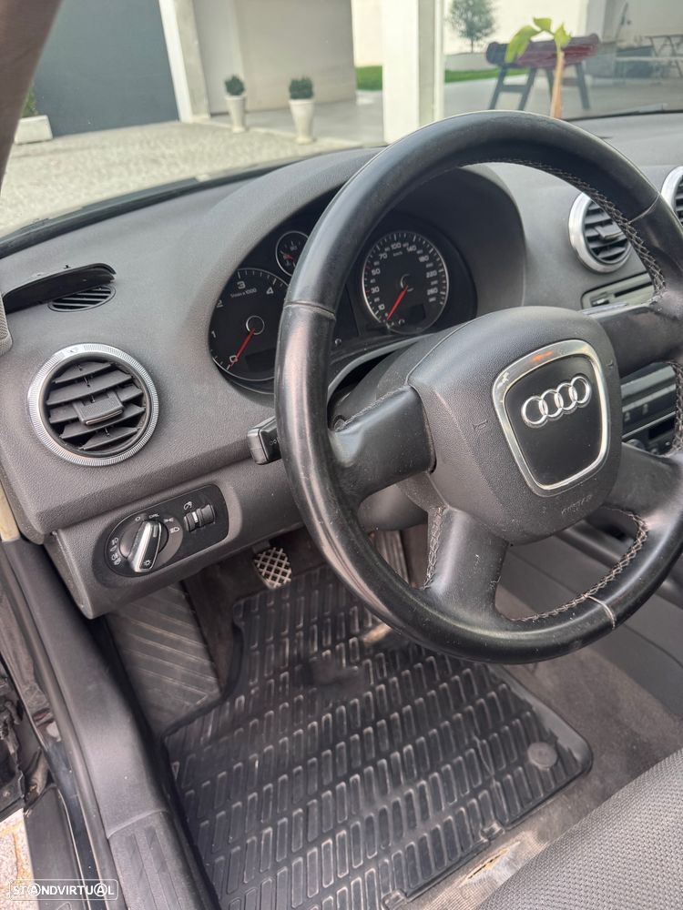 Audi A3 Sportback 1.6 TDI Attraction - 9