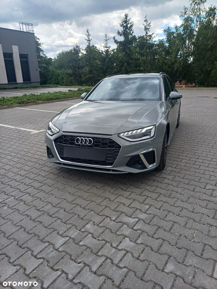 Audi A4 Avant - 14