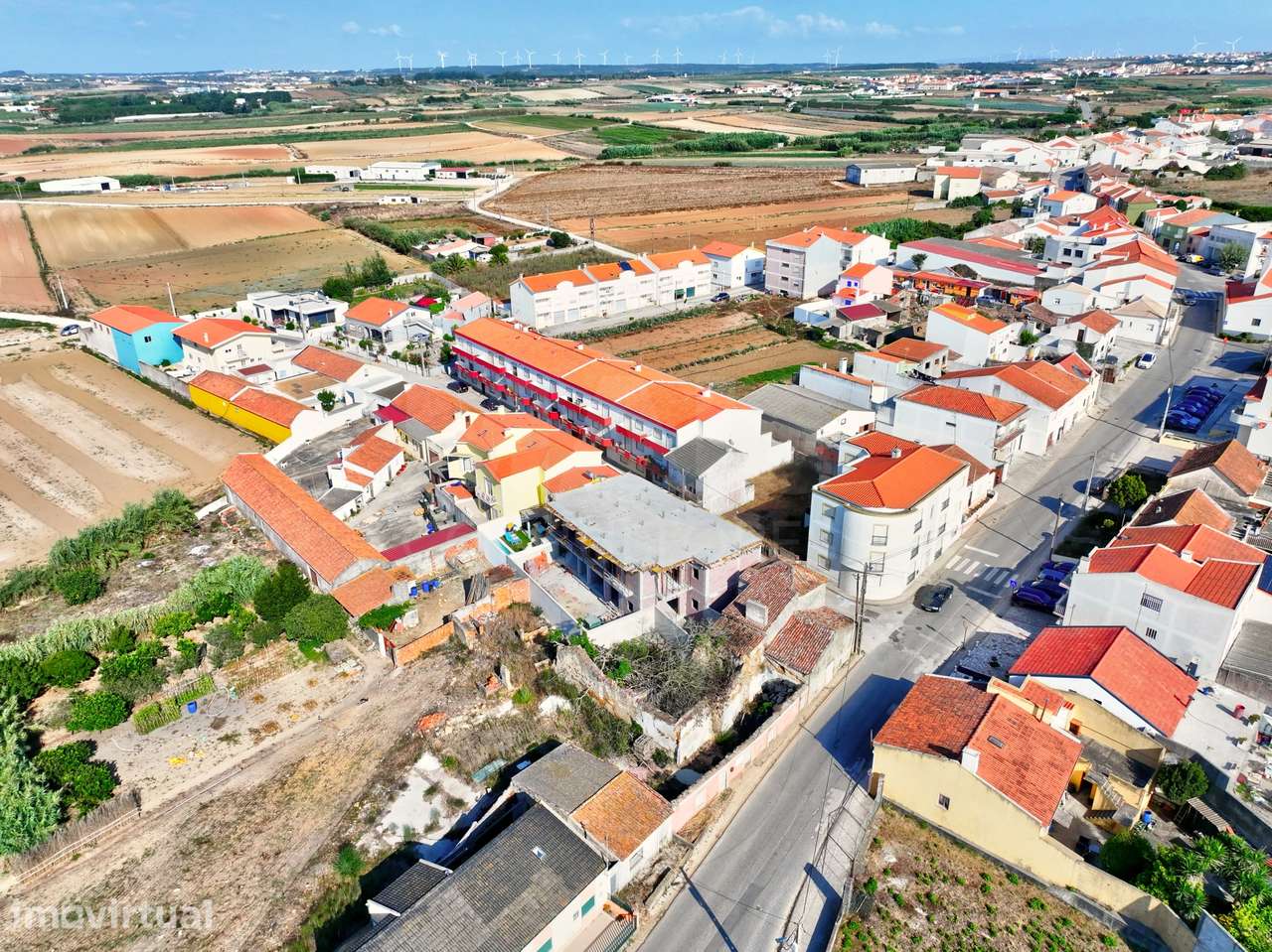 Apartamento T2 com Varanda & Parqueamento Privado, a 1 km da Pr... - Grande imagem: 5/18