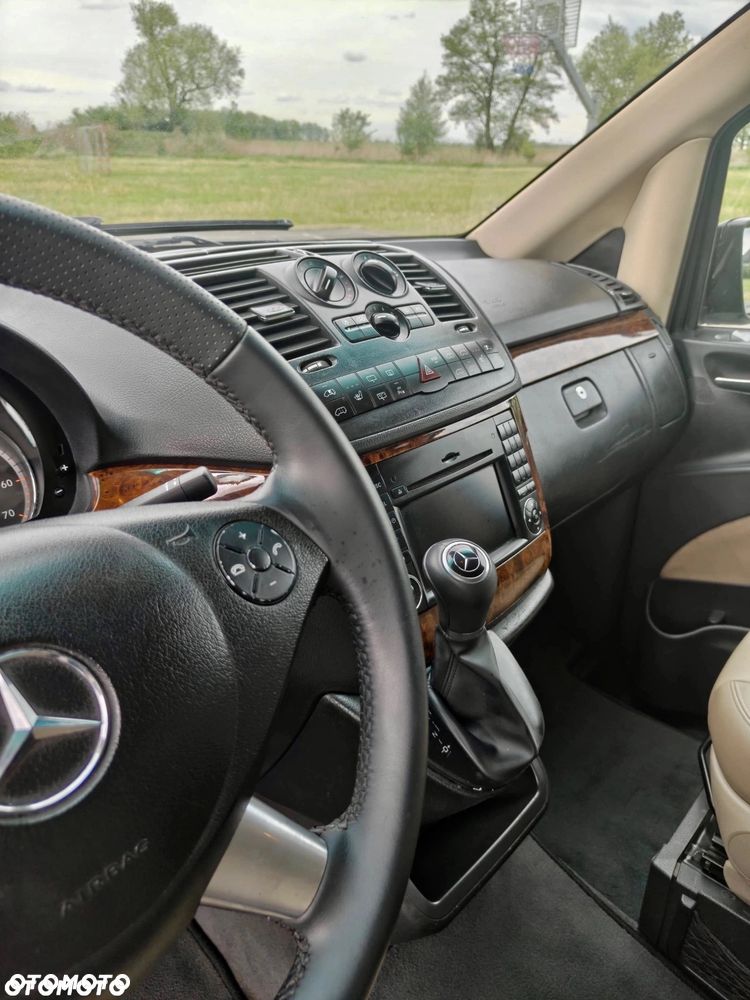 Mercedes-Benz Viano - 27