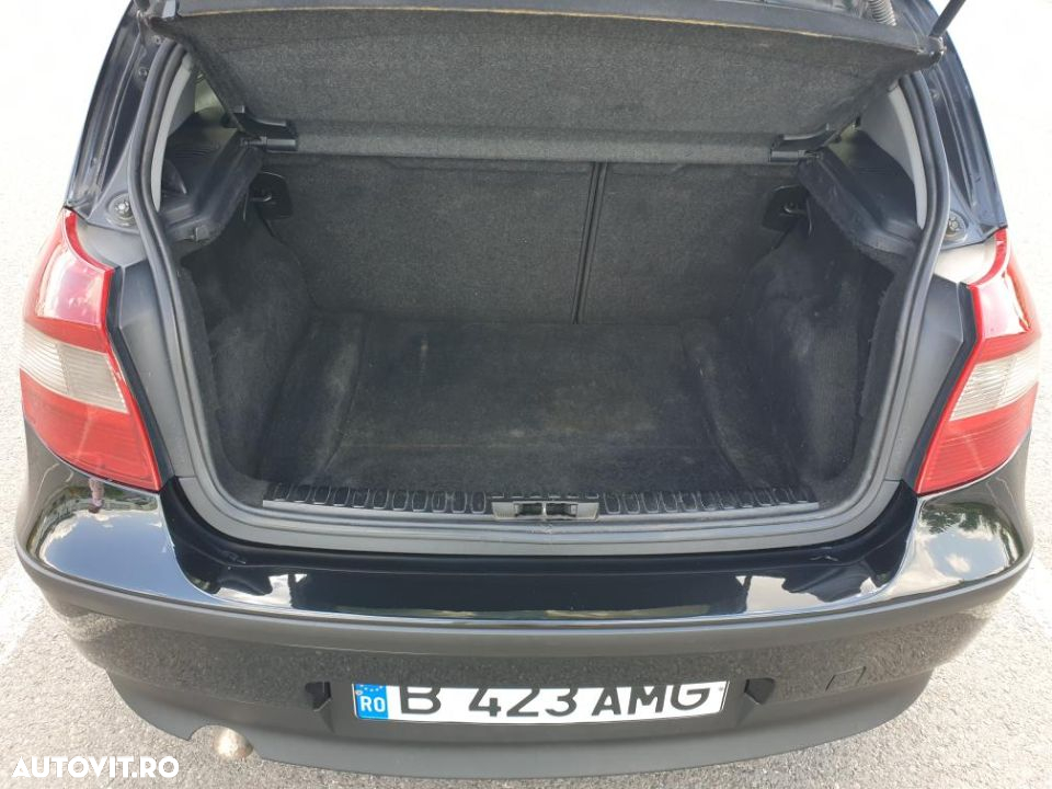 BMW Seria 1 118d - 15