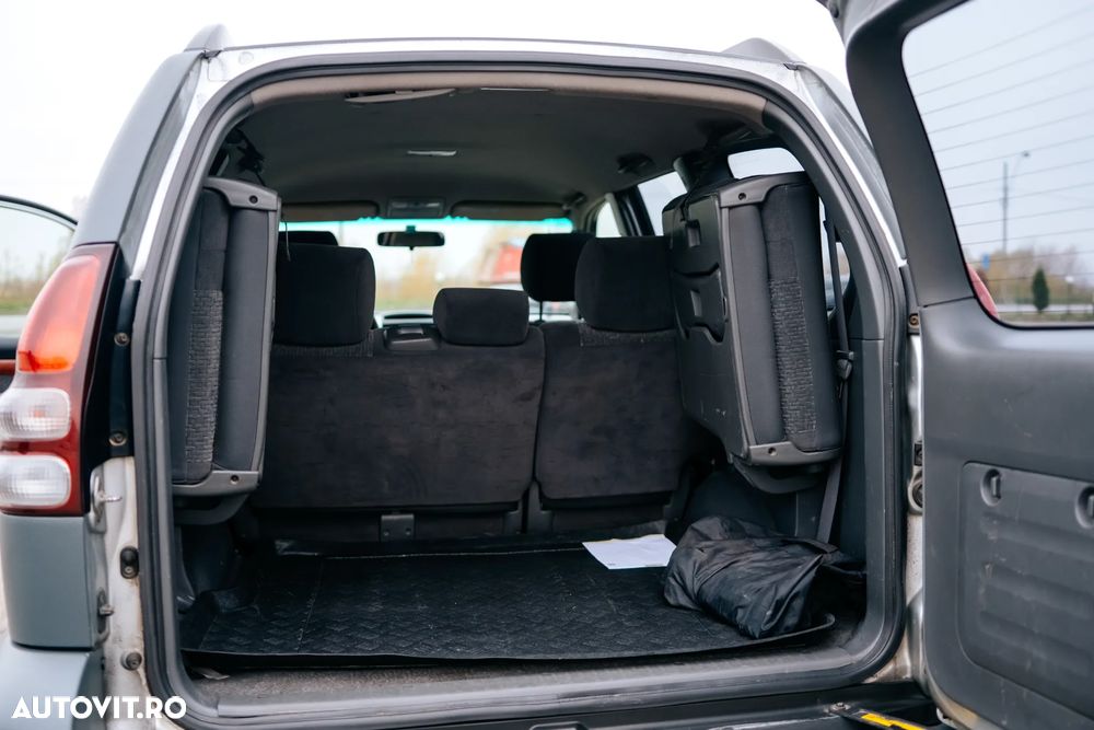 Toyota Land Cruiser 3.0 TD-4D Comfort - 17