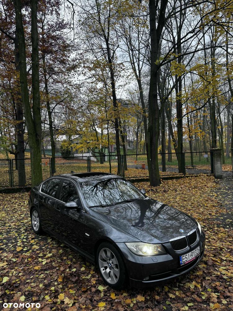 BMW Seria 3 325d DPF - 1