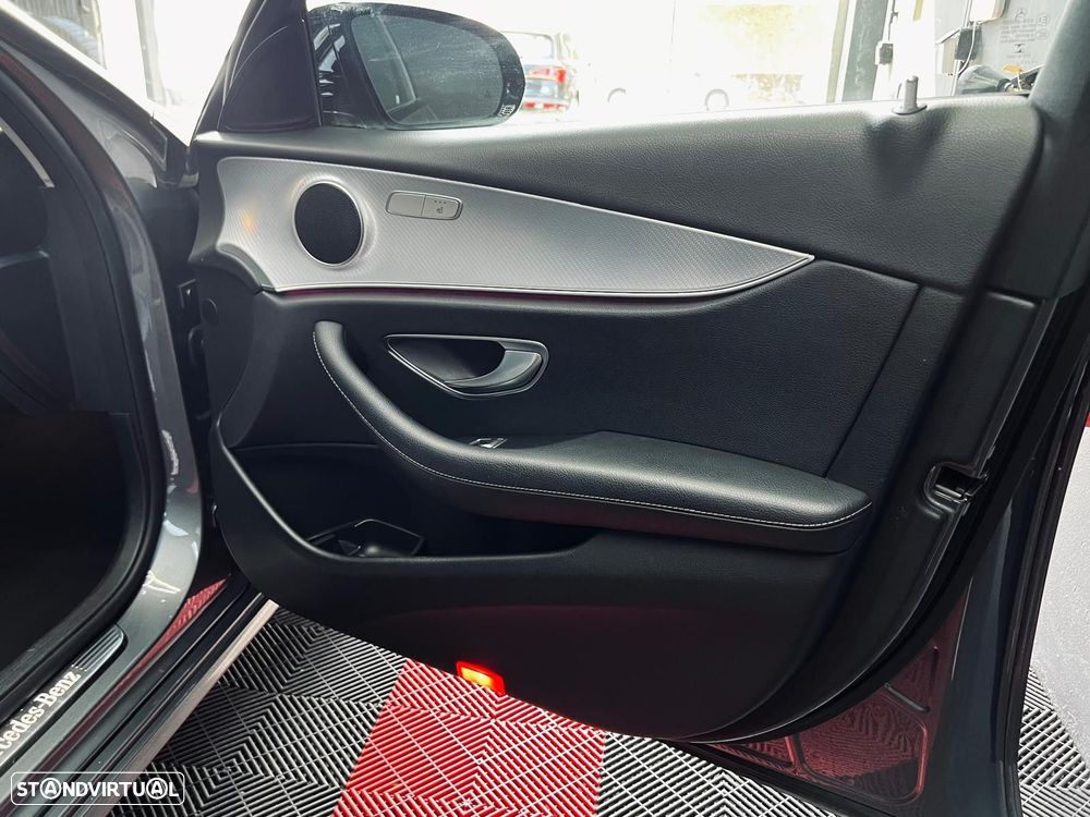 Mercedes-Benz E 300 de Exclusive Line - 45