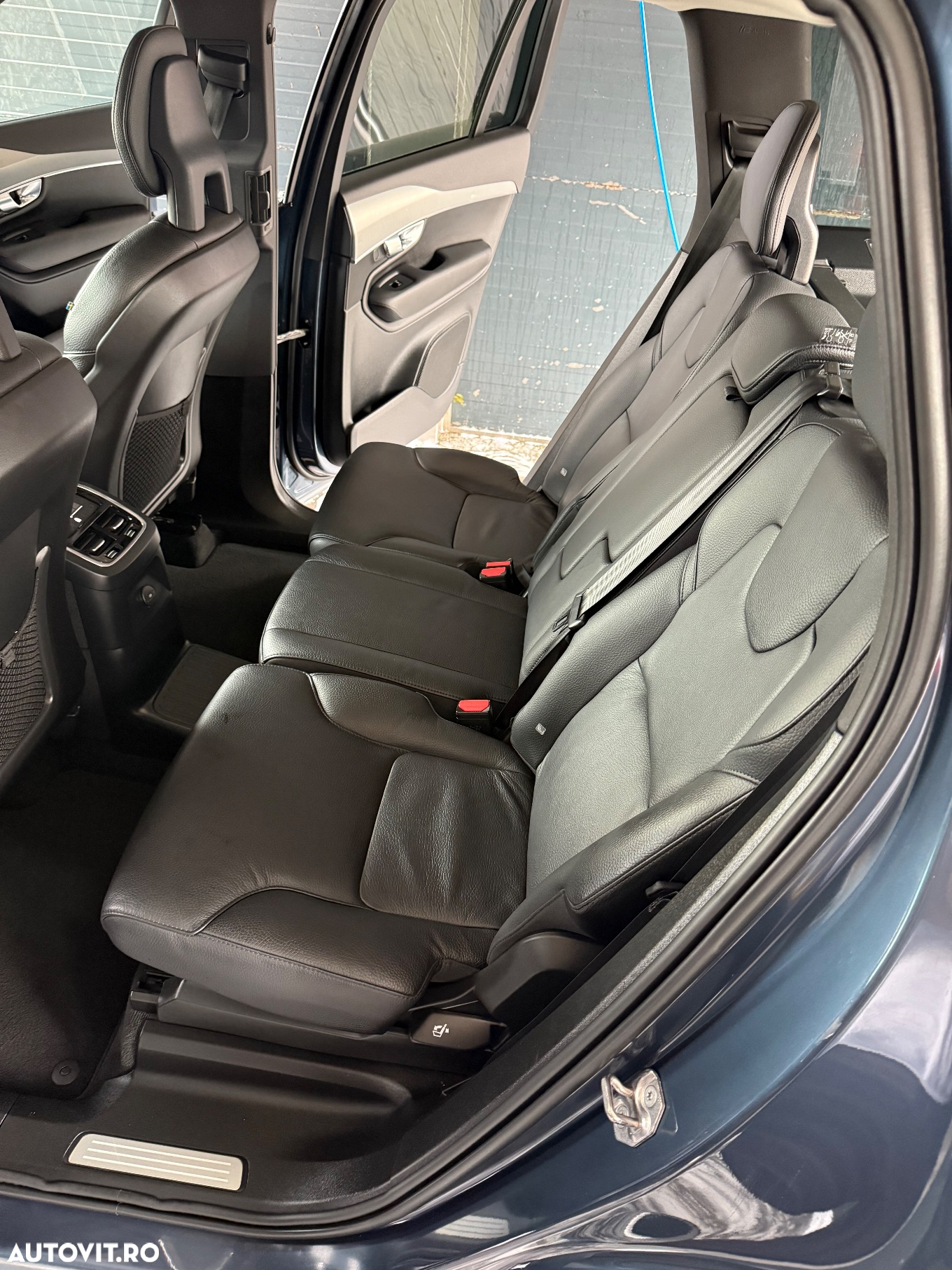 Volvo XC 90 AWD T8 Twin Engine Geartronic RDesign - 39