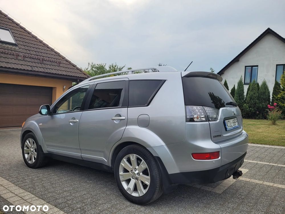 Mitsubishi Outlander 2.2 DID Instyle - 2