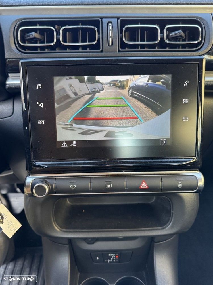 Citroën C3 1.2 PureTech Shine EAT6 - 11