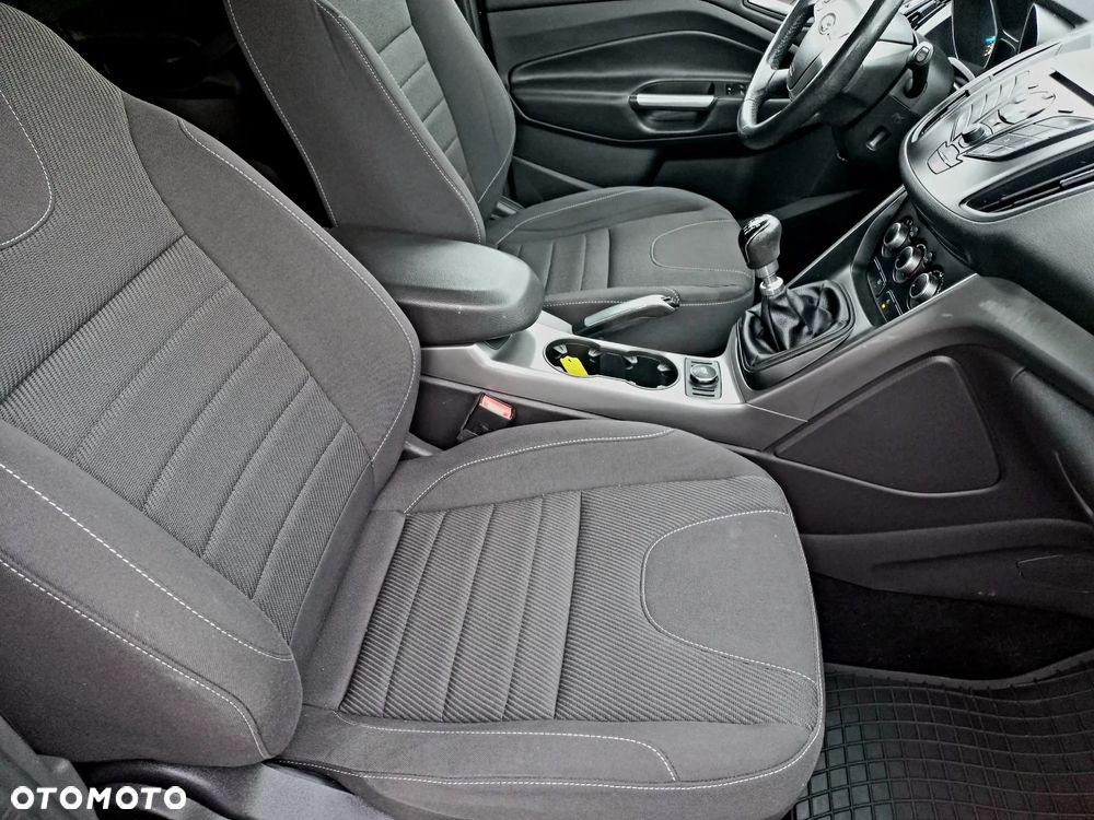 Ford Kuga 1.5 EcoBoost FWD Trend ASS - 18