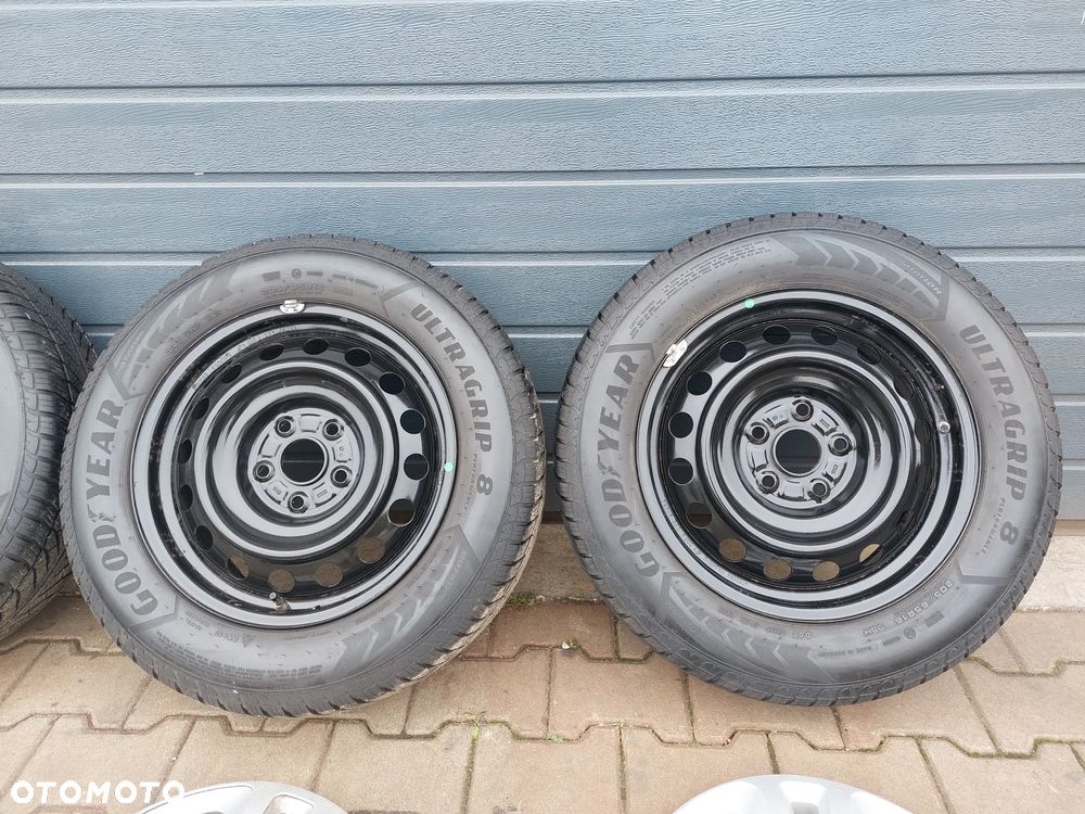 TOYOTA AURIS COROLLA FELGI STALOWE R16 6.5J ET45 5X114.3 OPONY ZIMOWE 205/65 R16 GOODYEAR ULTRAGRIP 8 DOT22 KOŁPAKI - 4
