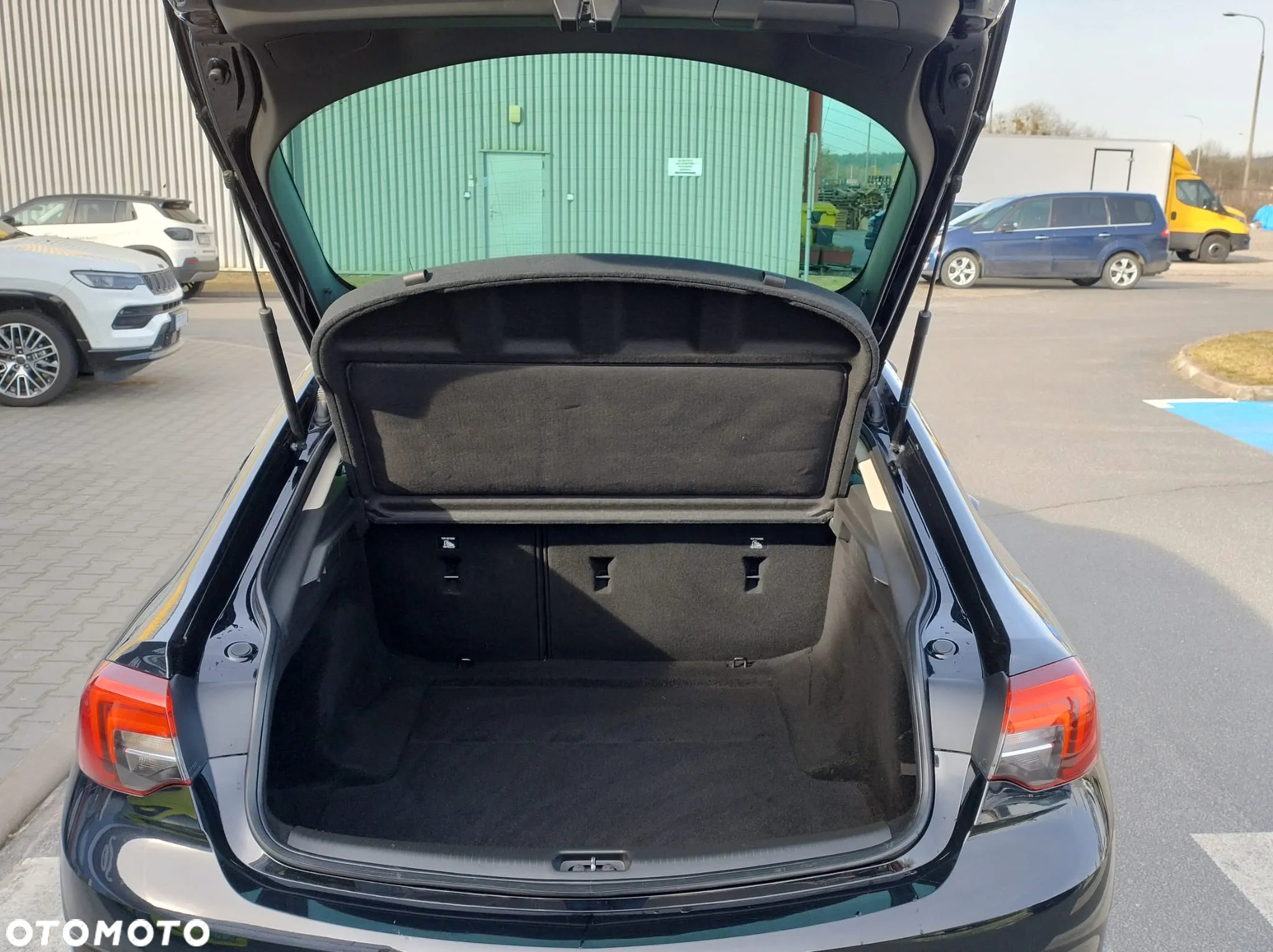 Opel Insignia 2.0 CDTI Elegance S&S - 13