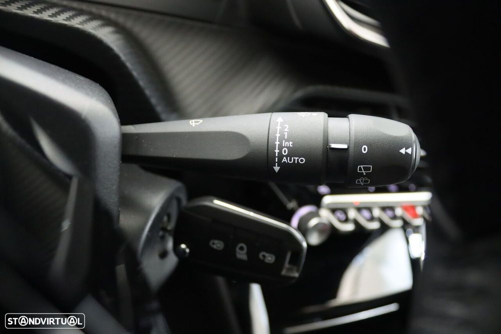 Peugeot 2008 PureTech 100 Allure - 14