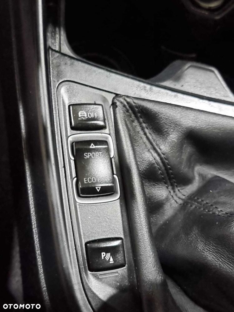 BMW Seria 1 - 26