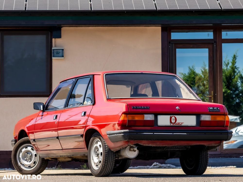 Peugeot 305 - 4