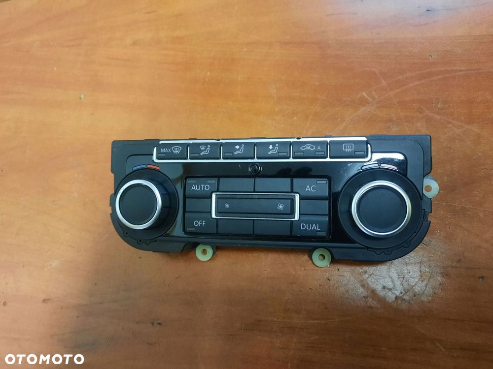PANEL NAWIEWU KLIMATYZACJI VW GOLF VI 5K0907044AJ - 2