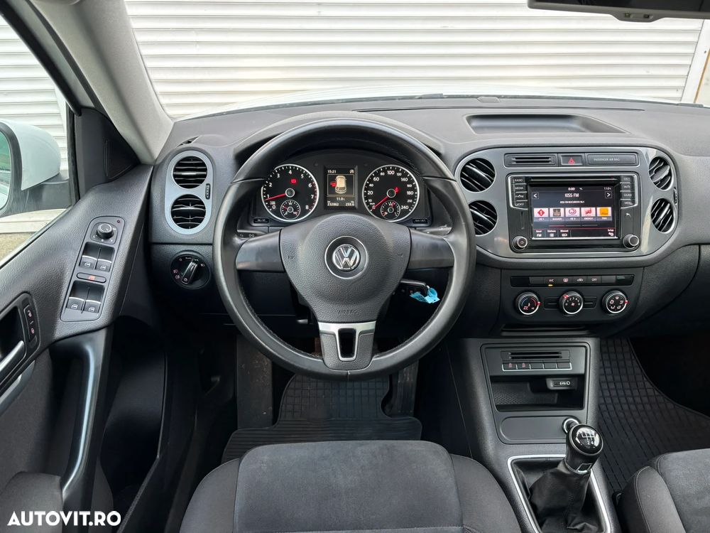 Volkswagen Tiguan - 3