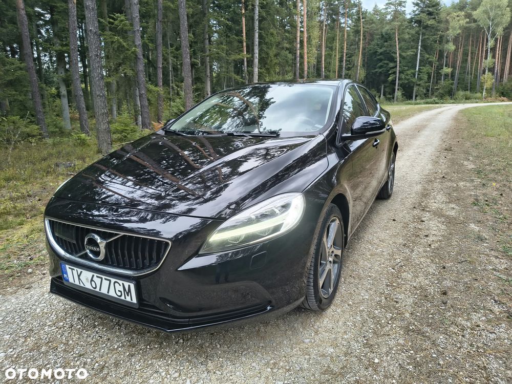 Volvo V40 D2 Geartronic Momentum - 1