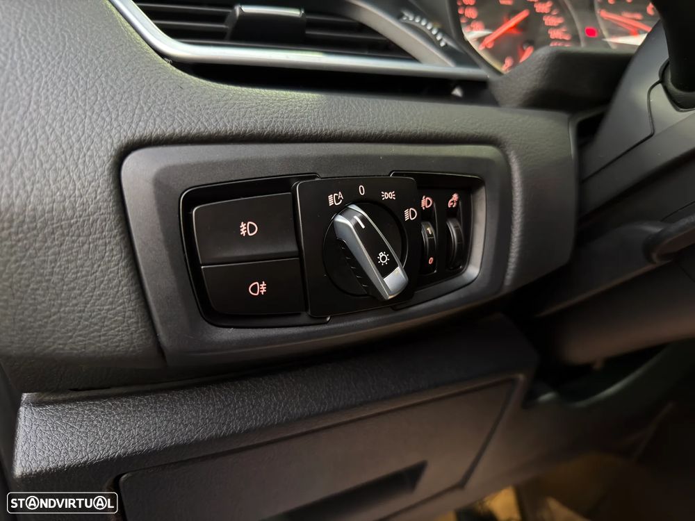 BMW 218 Gran Tourer d Sport Line - 18