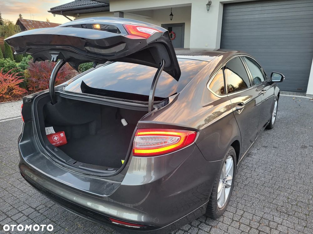 Ford Mondeo 2.0 TDCi Titanium - 11