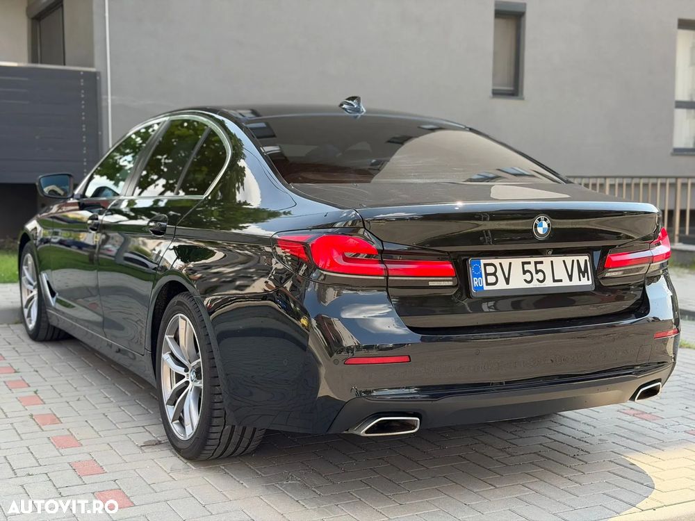 BMW Seria 5 518d Aut. Luxury Line - 11