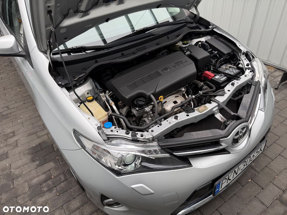 Toyota Auris 1.33 Dual-VVT-i Edition-S - 19