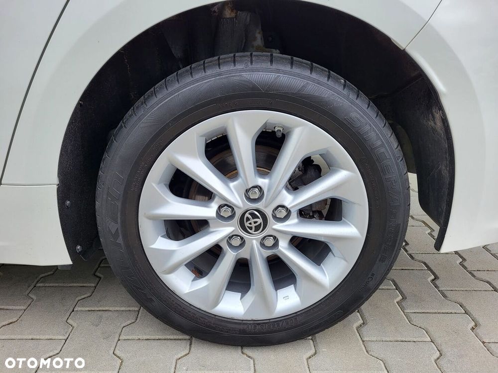Toyota Corolla 1.6 Comfort - 32