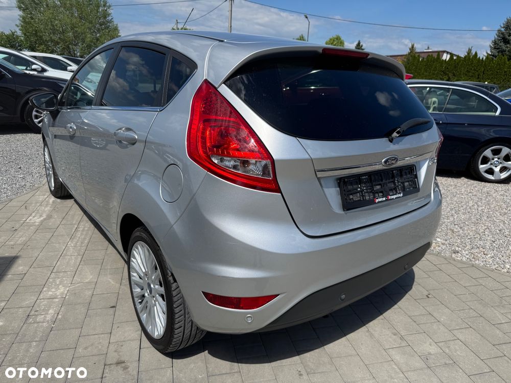 Ford Fiesta 1.4 Titanium - 11