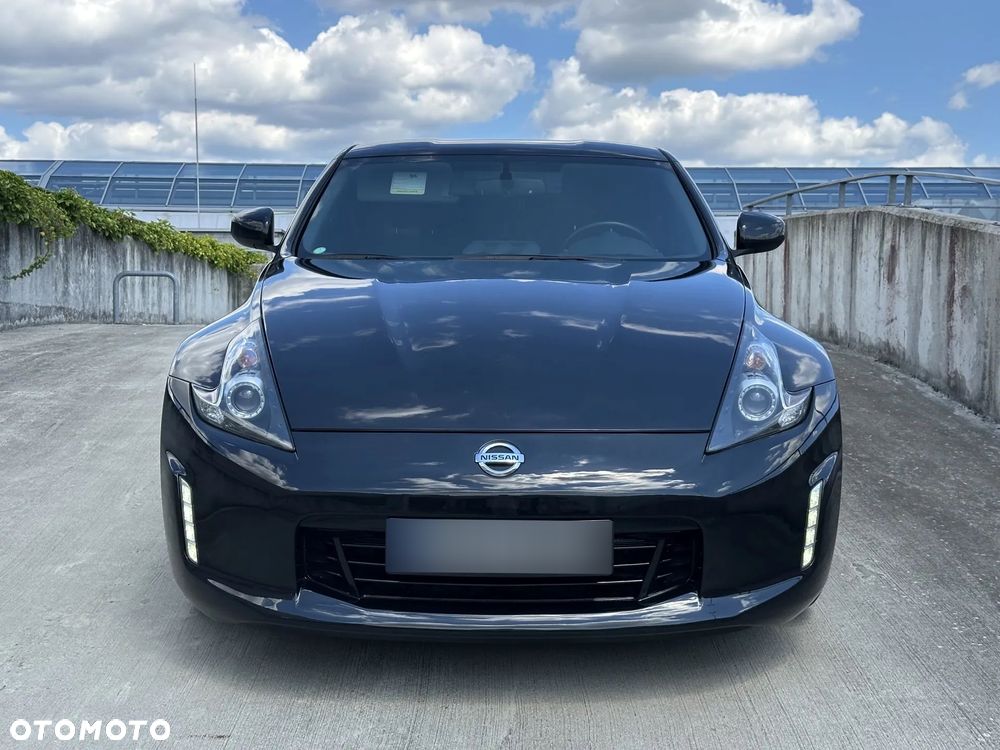 Nissan 370 Z Black Edition - 11