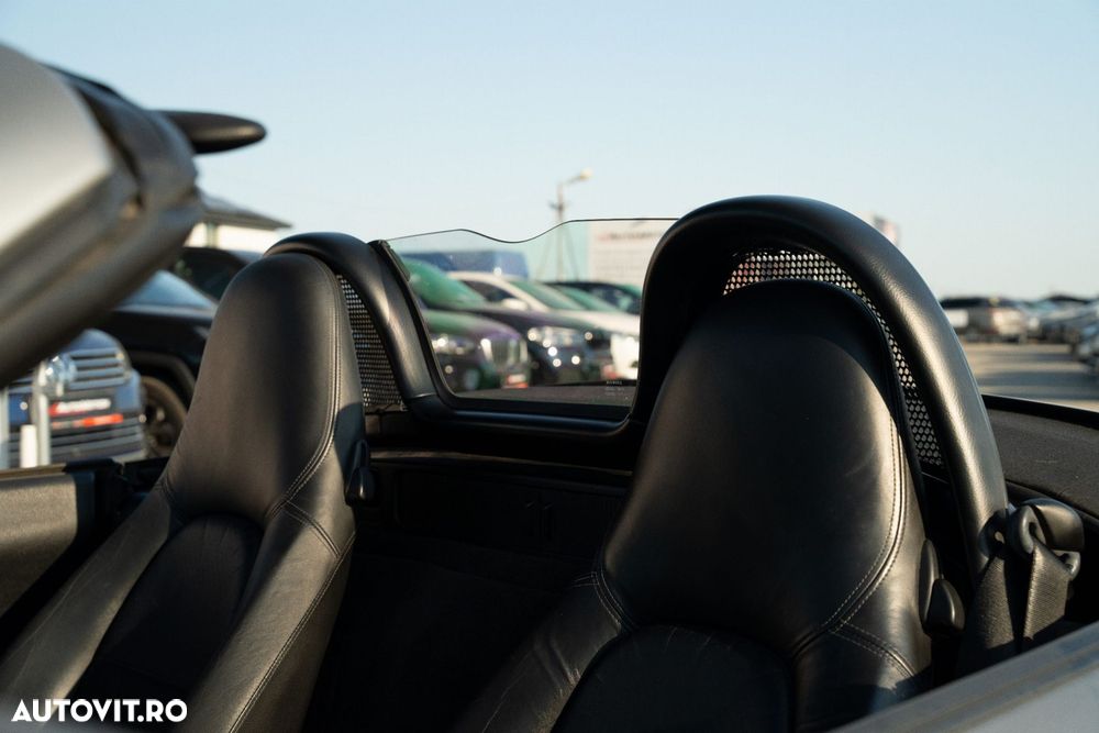 Porsche Boxster - 11